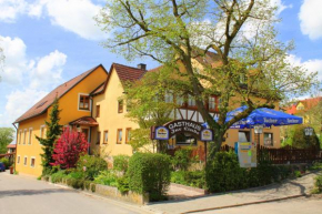 Отель Gasthaus zur Linde, Ротенбург-Об-Дер-Таубер